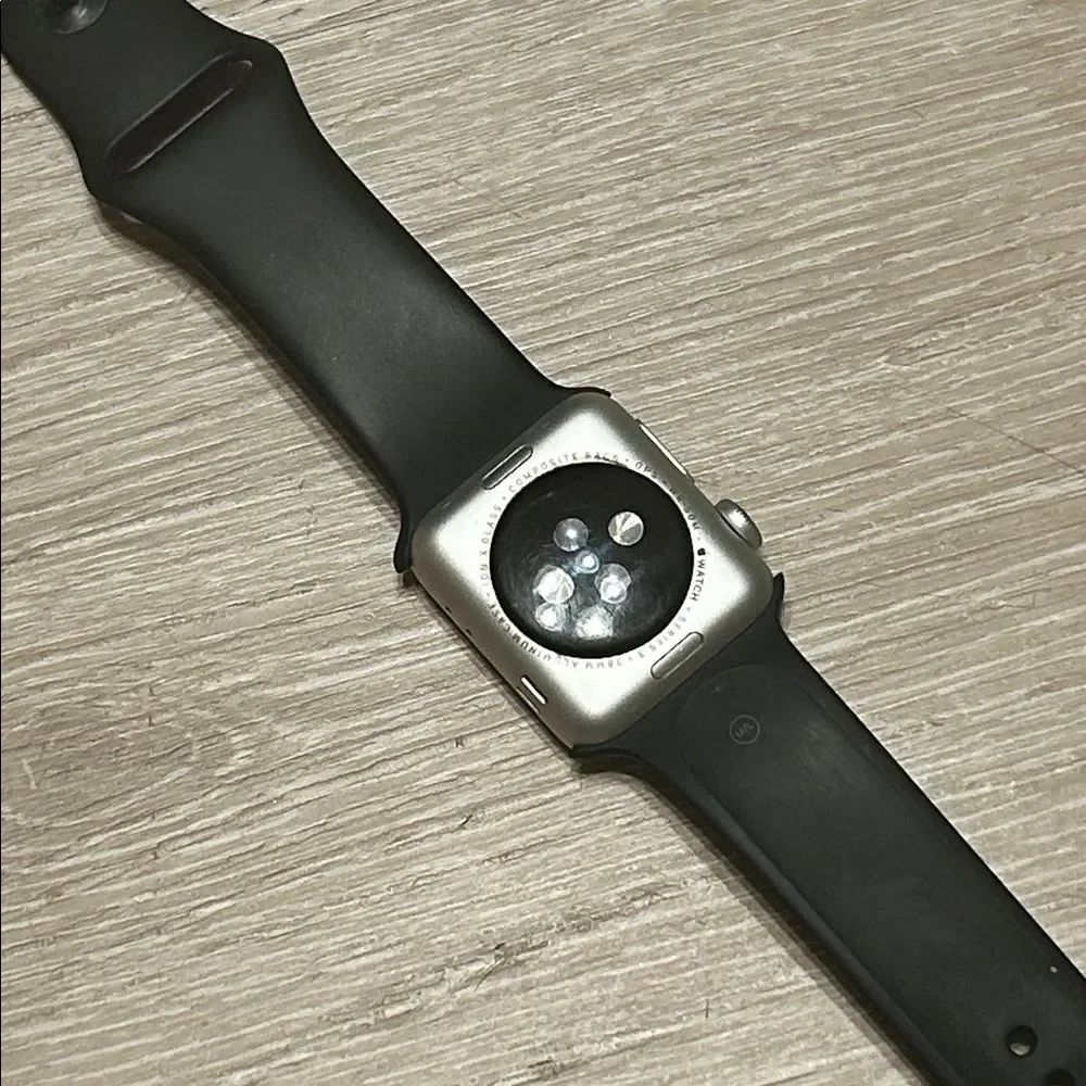 Apple Watch Series 3 Black Silicone Band LOCKED